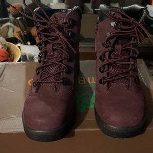 Burgundy/ black timberland boots